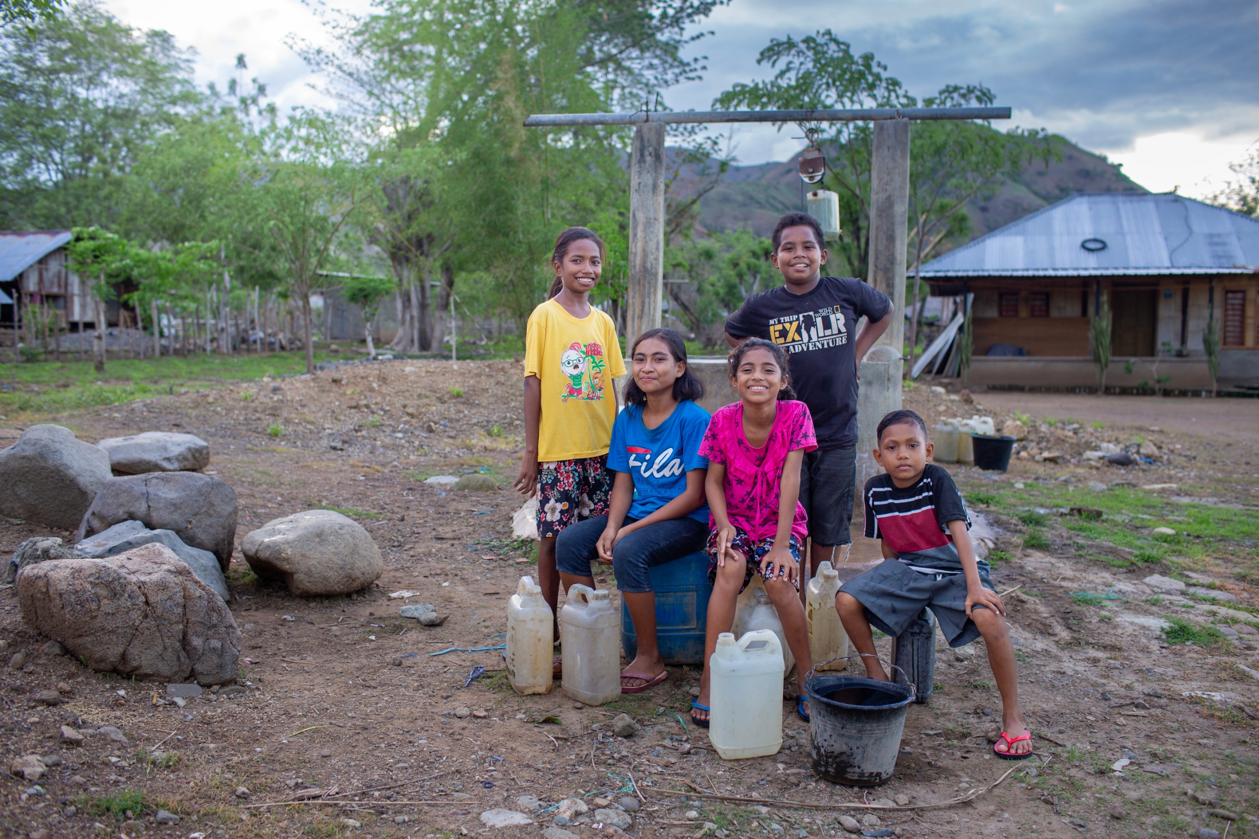donasi air bersih anak NTT
