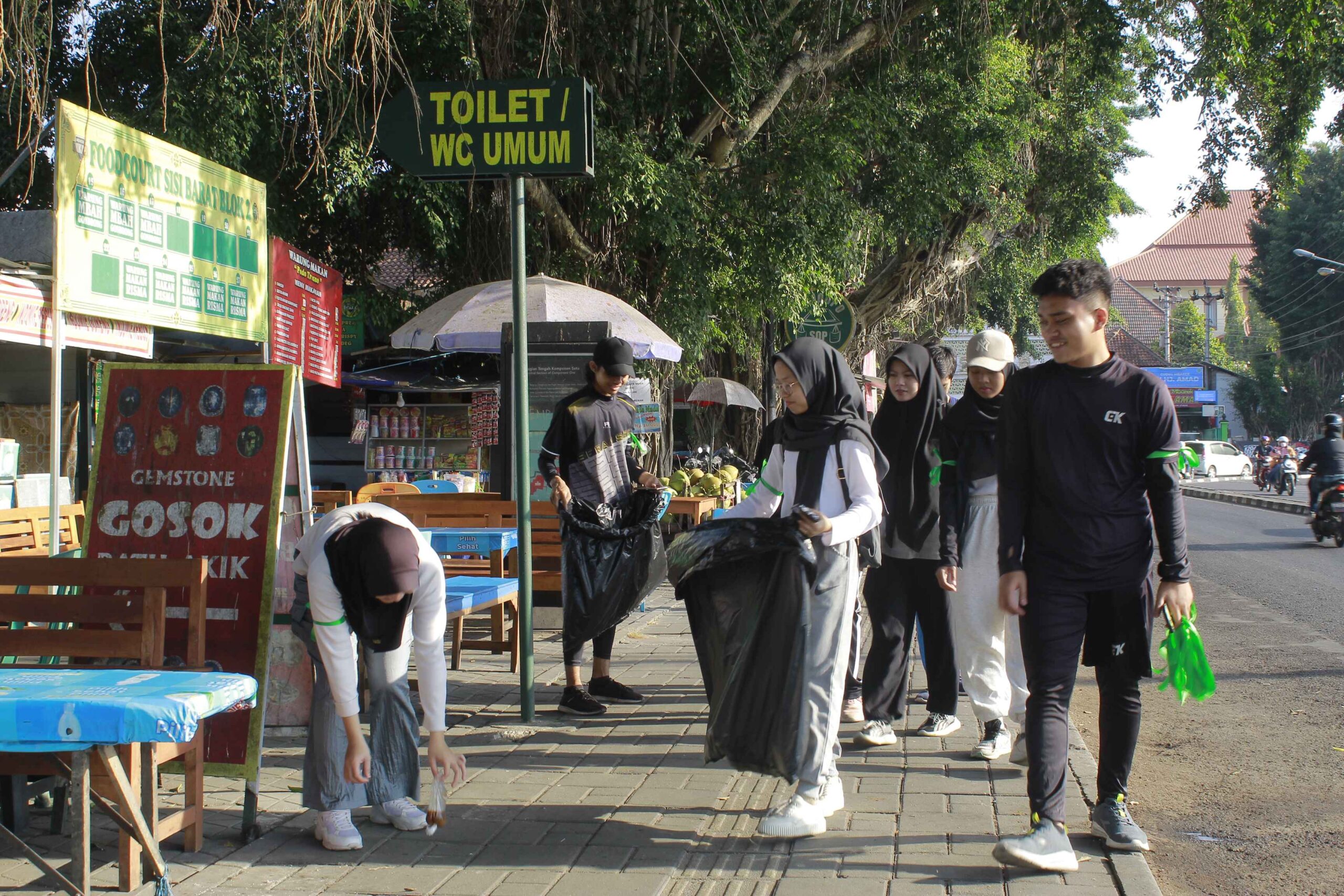 plogging aksi lingkungan DIY jogjakarta sampah jogja